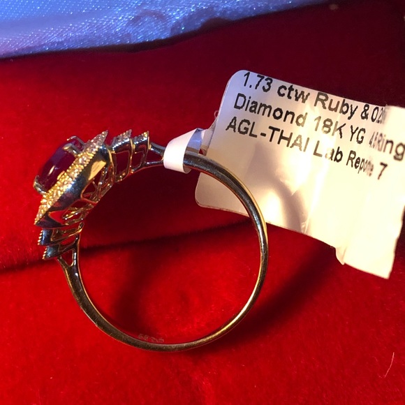 1.73 ct Certified Burma Ruby, .29ctw Dias, 18kt YG - Picture 3 of 9